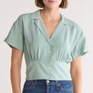 NWT Madewell small Drapey Banded Bottom Button-Up Top in pale celadon